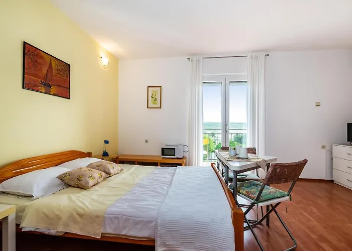 Lejlighed Amazing In With Wifi Rovanjska